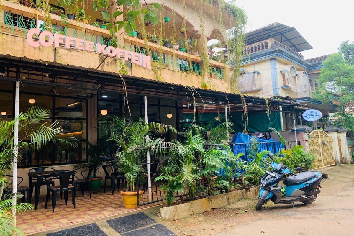 Coffee Koffein vibe - contemporary coffee culture and social gathering space