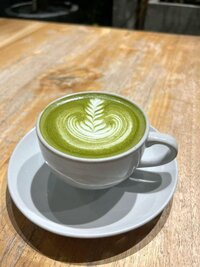 Premium matcha latte with authentic Japanese green tea powder - healthy specialty drink at Coffee Koffein